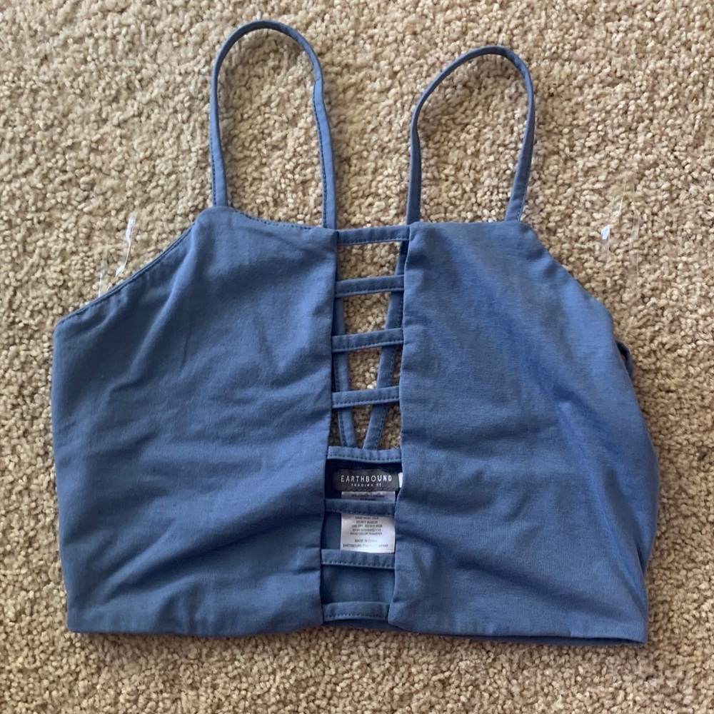 Cropped Tank - Picture 2 of 3